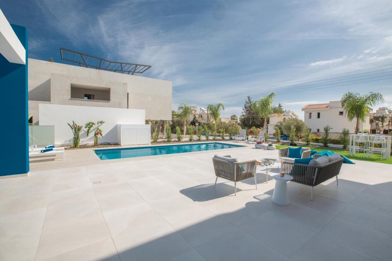 Colour Residences Villa *