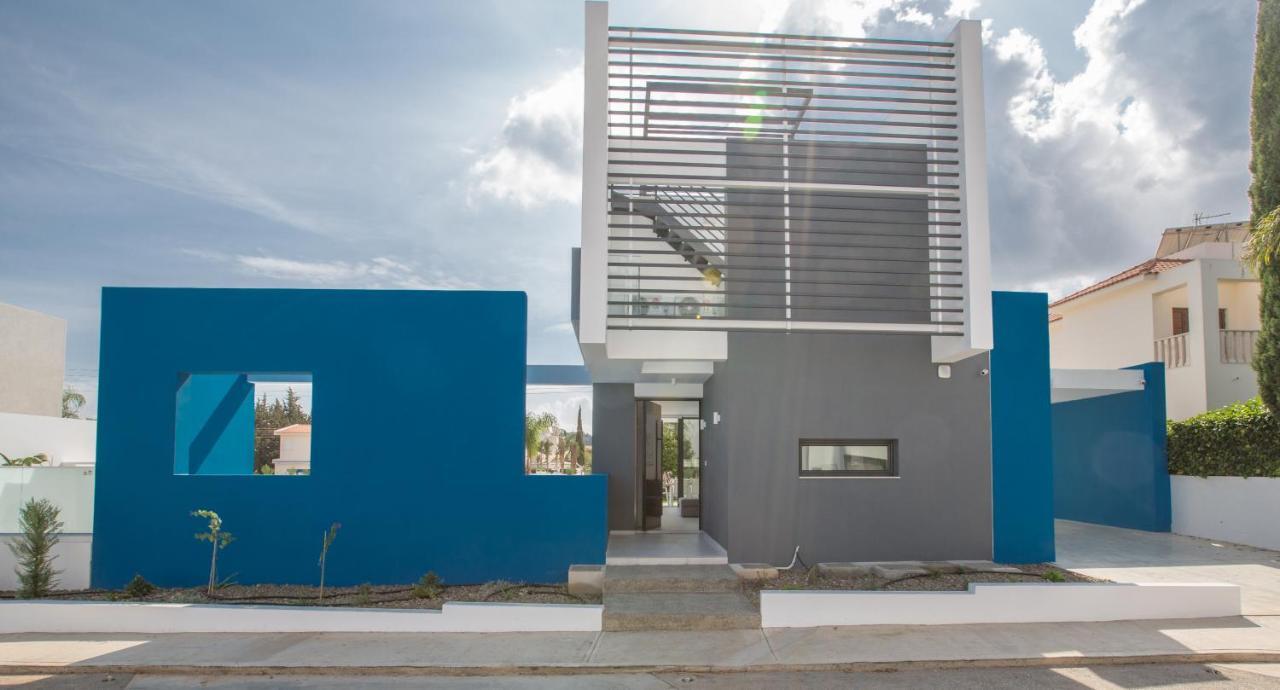 Colour Residences *