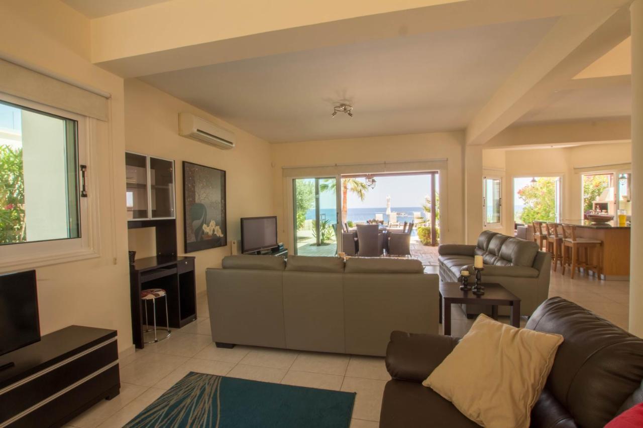 Sea Holly Front Line Holiday home *