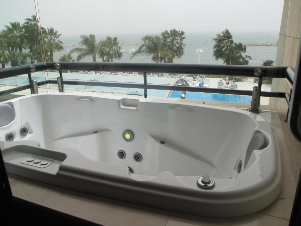 Palm & Resort Larnaca