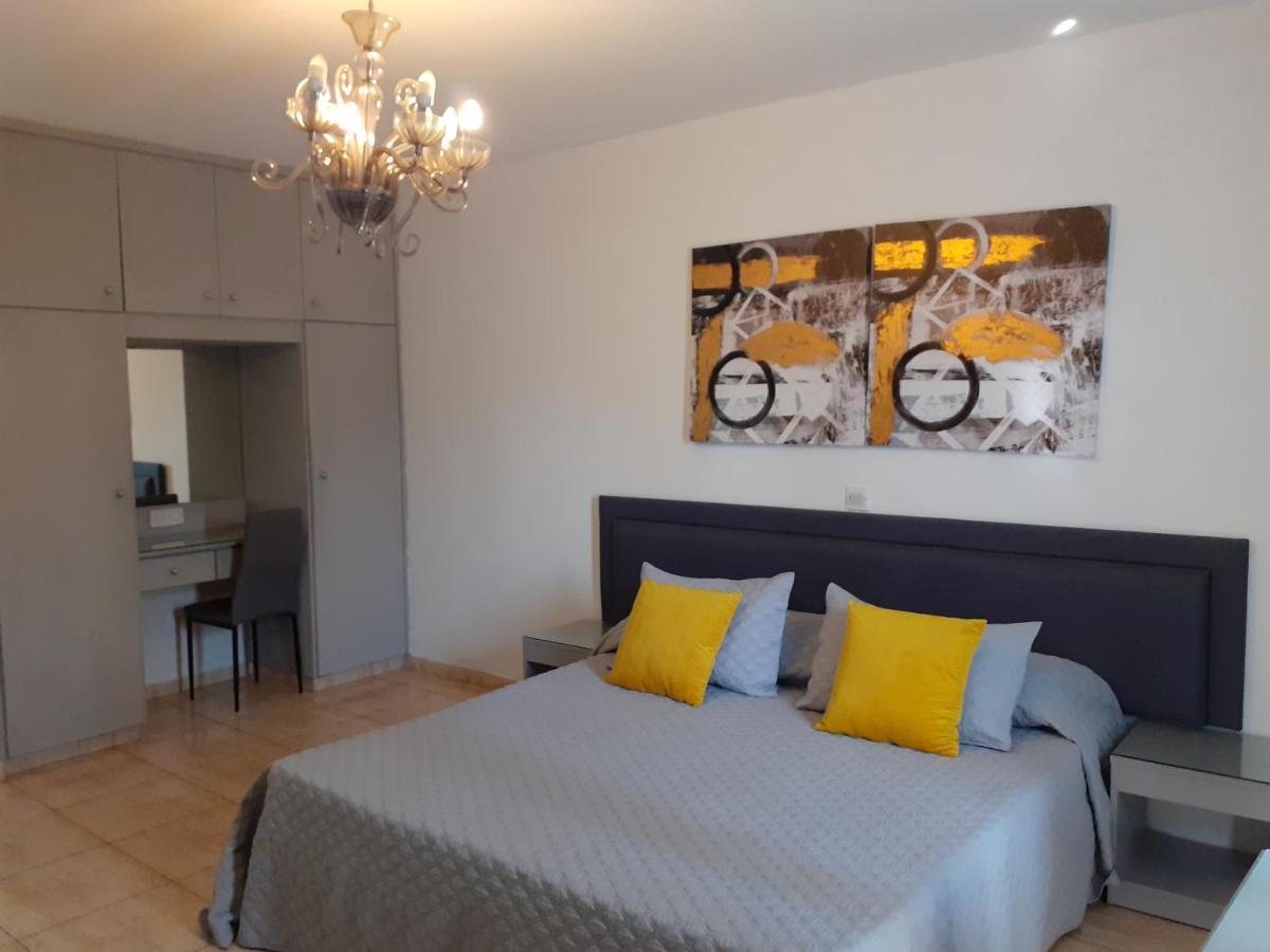 Irene's Aparthotel