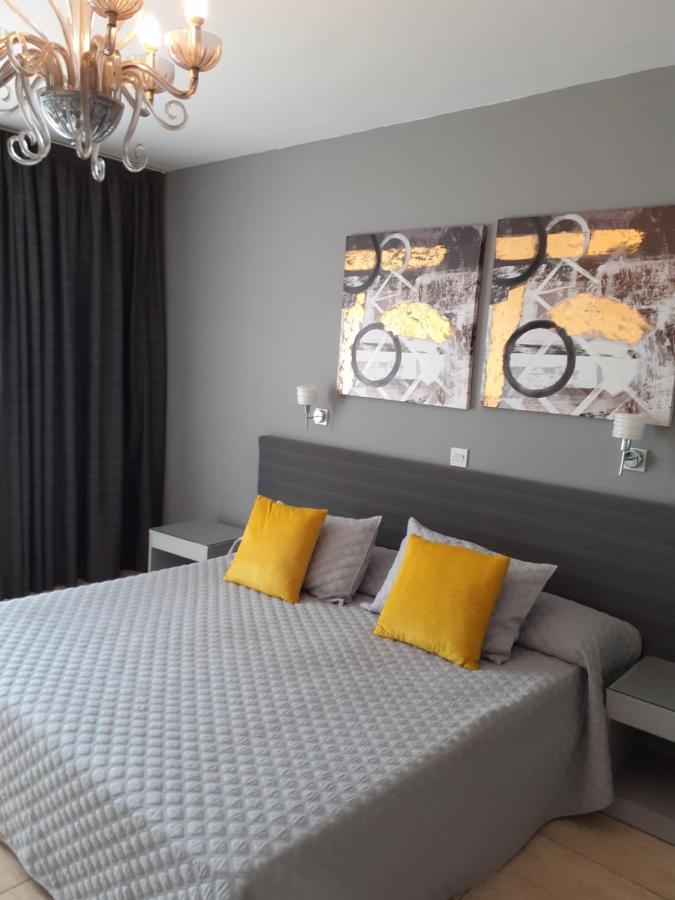Aparthotel Irene's 2*