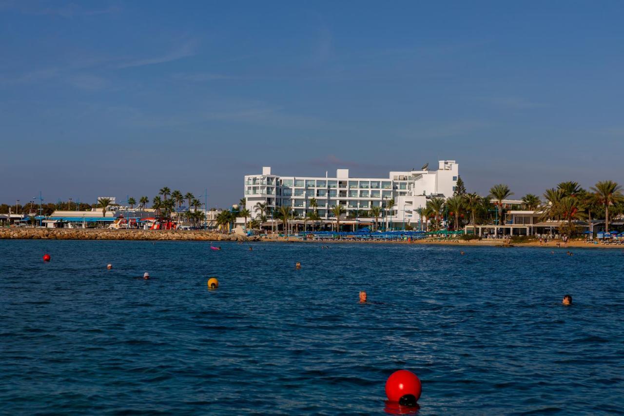 Limanaki & Hotel 4*