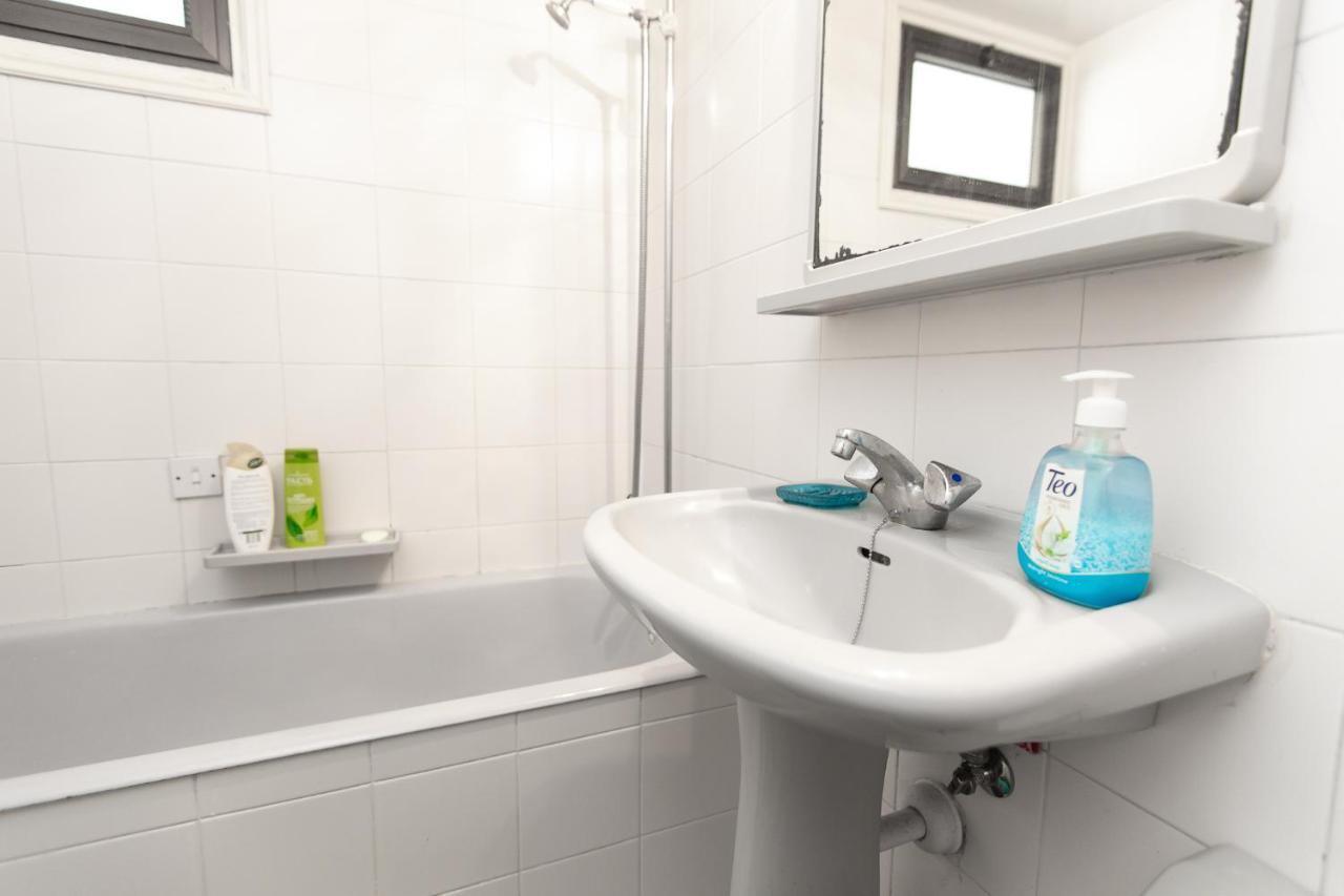 Artemis Apartment Pyla