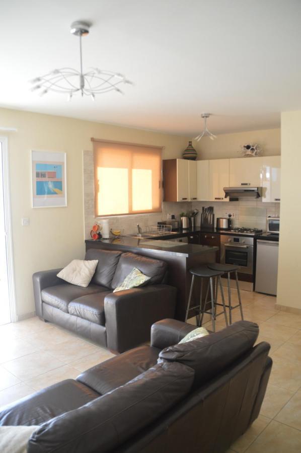 Kapparis Penthouse Paralimni