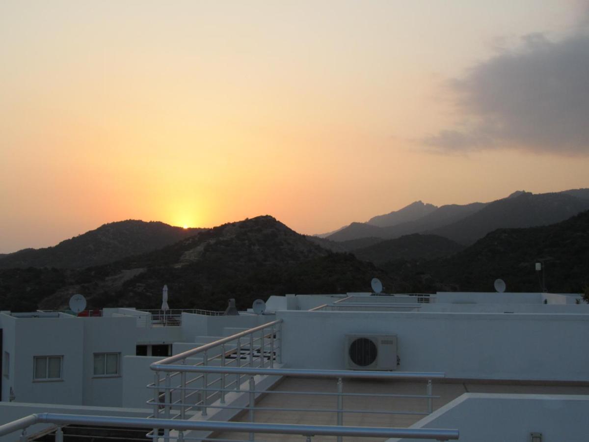 Apartment Penthouse With Breathtaking Panoramic Views Of Mediterranean Sea & Mountains *