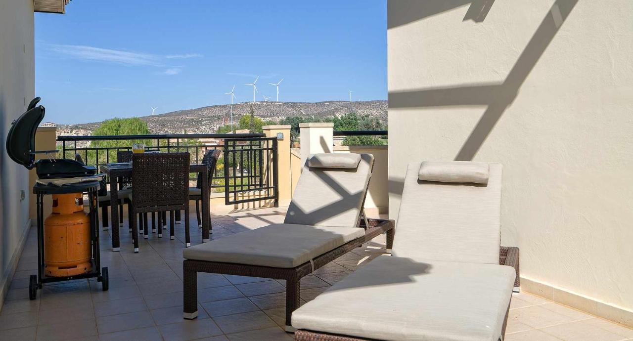 Apartment 1 Bedroom Nesoi With Sea And Golf Views, Aphrodite Hills Kouklia