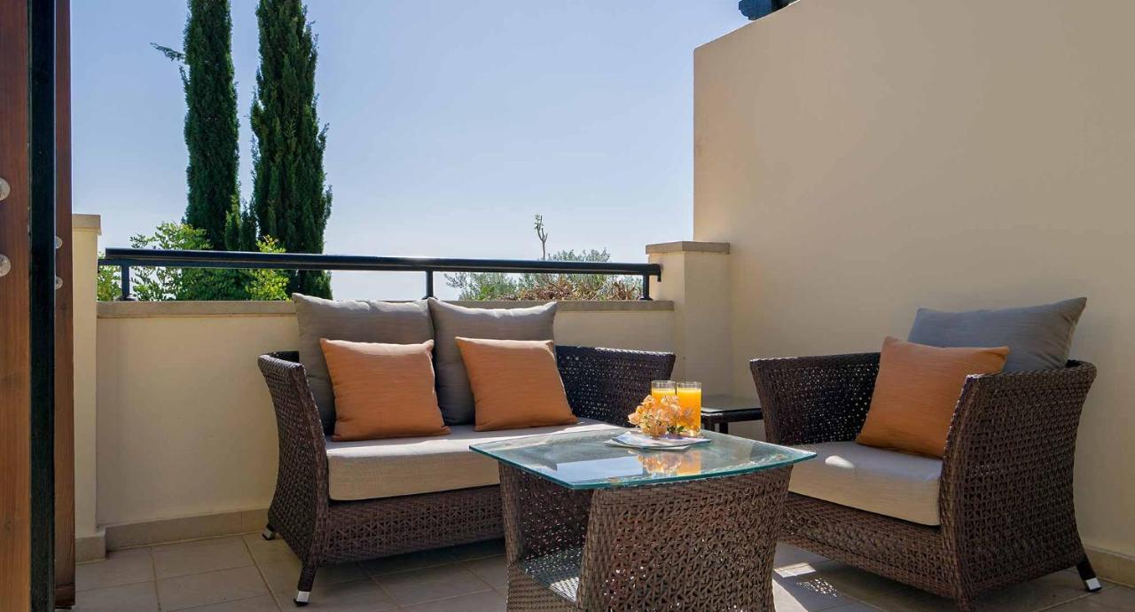 1 Bedroom Nesoi With Sea And Golf Views, Aphrodite Hills