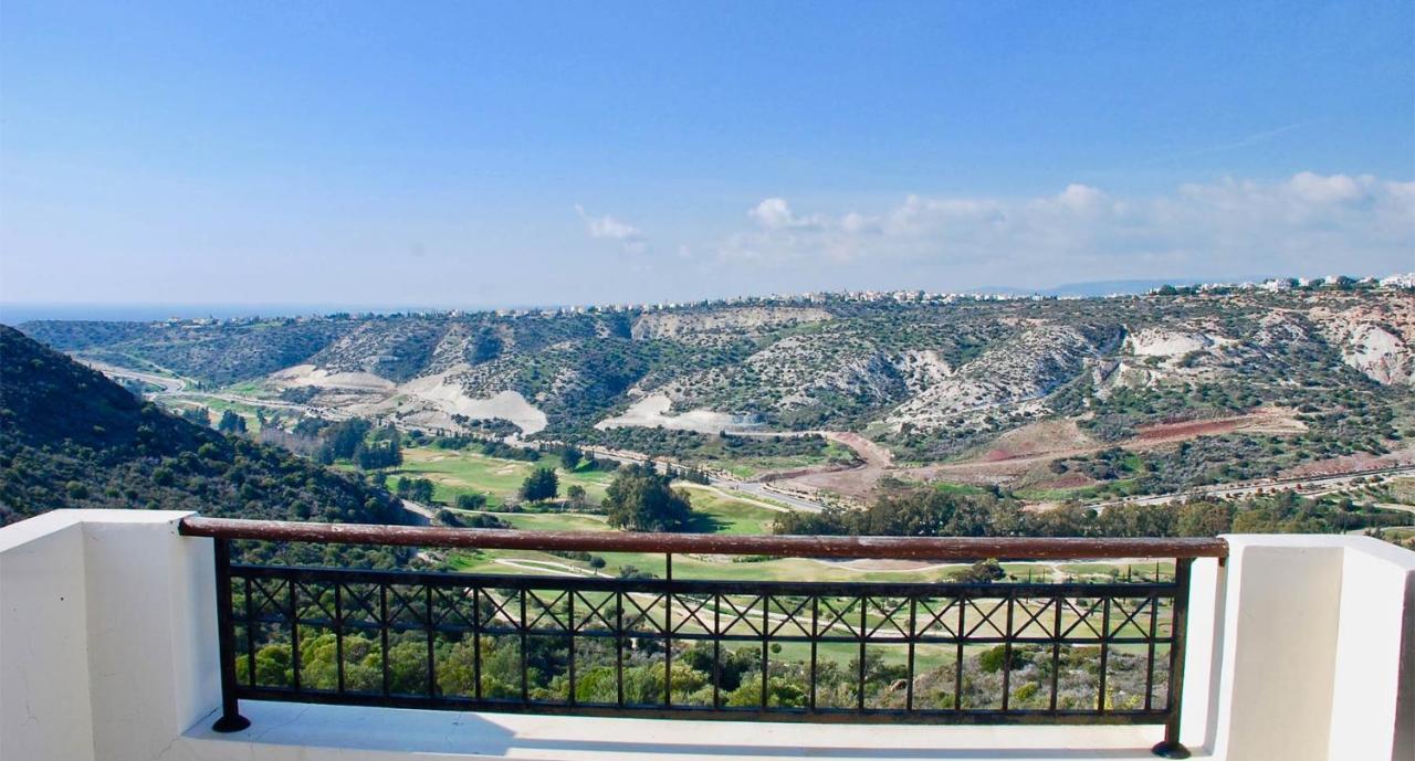 4 Bedroom Kourion With Private Pool, Aphrodite Hills Kouklia