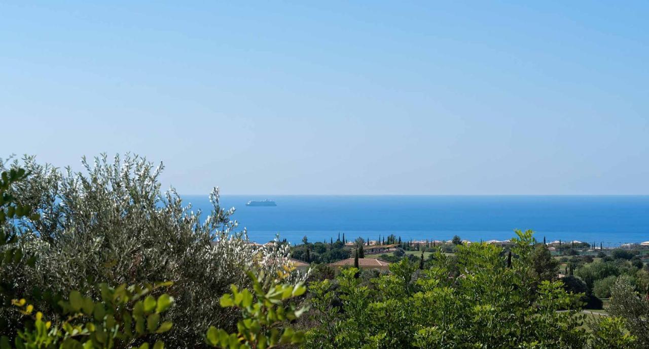 Apartment 1 Bedroom Nesoi With Sea And Golf Views, Aphrodite Hills *