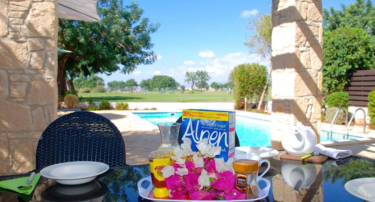 Villa 3 Bedroom Cardia With Private Pool, Aphrodite Hills Kouklia