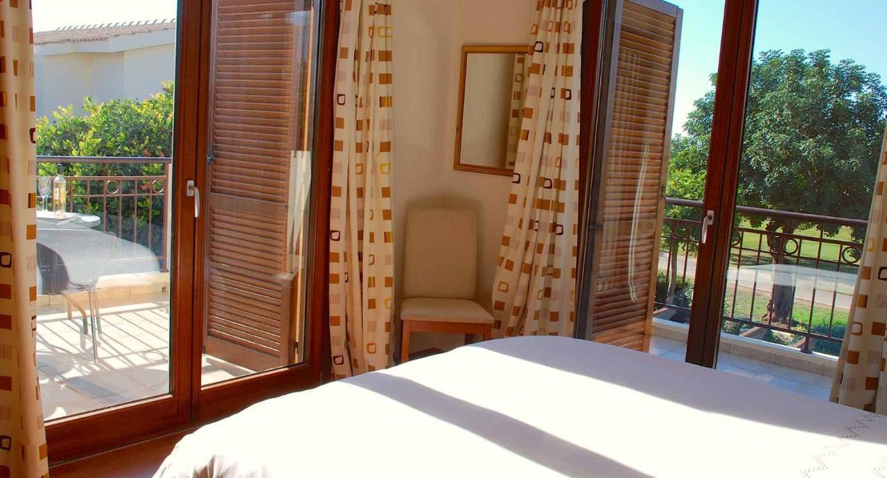 Villa 3 Bedroom Cardia With Private Pool, Aphrodite Hills Kouklia