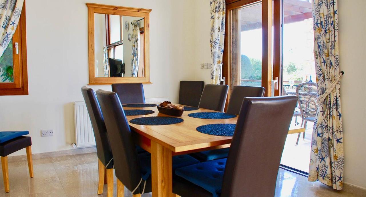 4 Bedroom Kourion With Private Pool, Aphrodite Hills Villa Kouklia