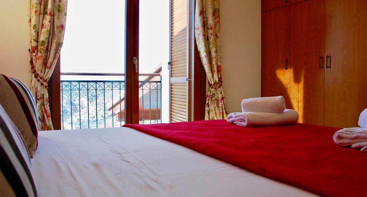 Villa 4 Bedroom Kourion With Private Pool, Aphrodite Hills Kouklia