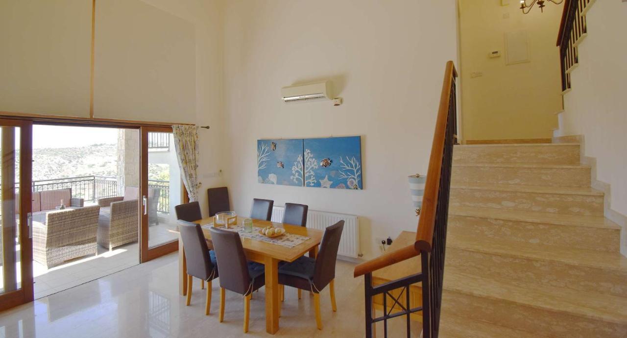 4 Bedroom Kourion With Private Pool, Aphrodite Hills Villa Kouklia