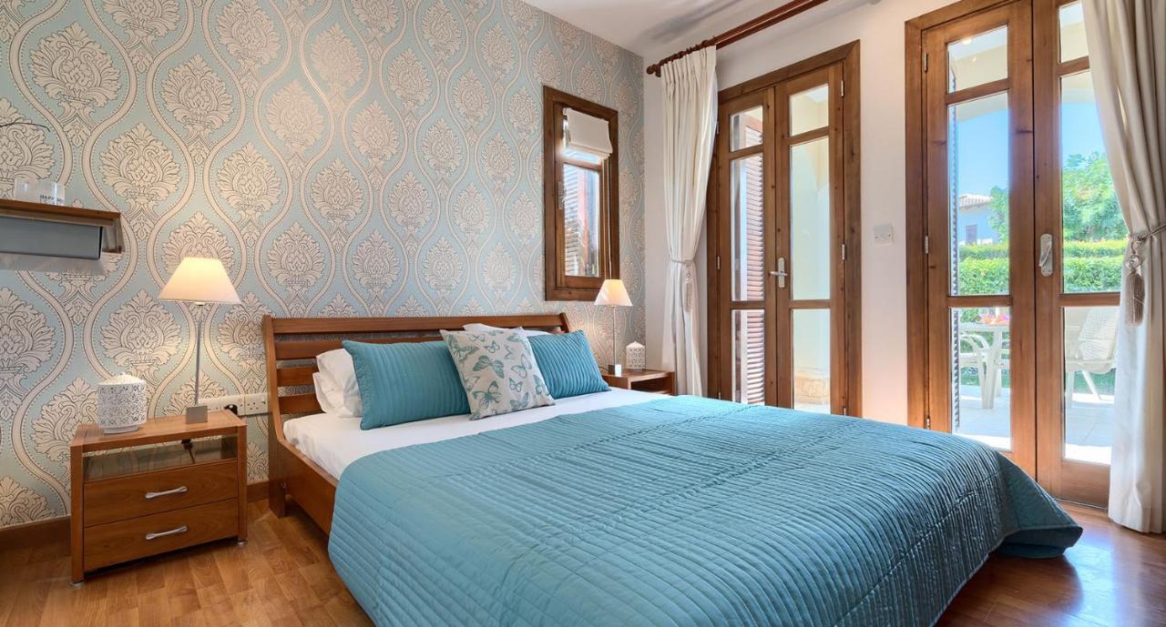 2 Bedroom Helena With Private Garden, Aphrodite Hills * Kouklia