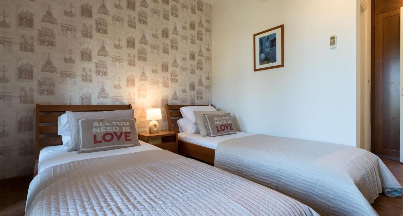 2 Bedroom Helena With Private Garden, Aphrodite Hills Apartamento *