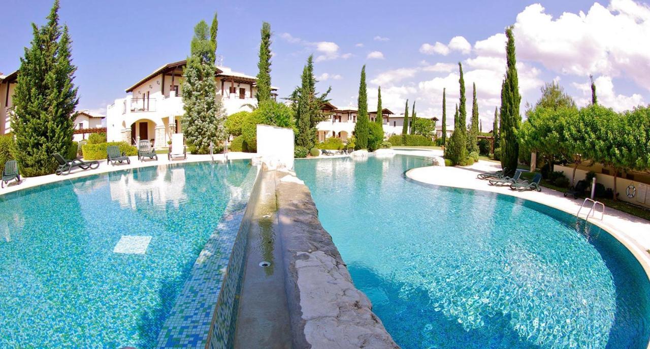 Apartamento 2 Bedroom Helena With Private Garden, Aphrodite Hills Kouklia