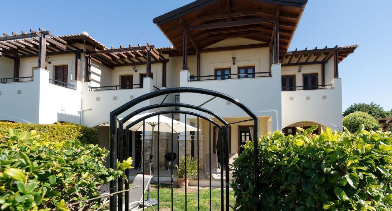 2 Bedroom Helena With Private Garden, Aphrodite Hills *