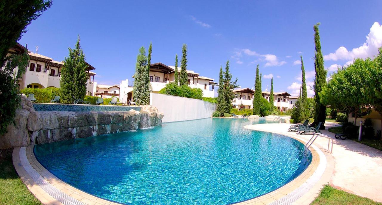 2 Bedroom Chloe With Communal Pool, Aphrodite Hills * Kouklia