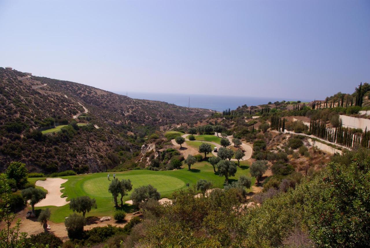2 Bedroom Helena With Private Garden, Aphrodite Hills * Kouklia