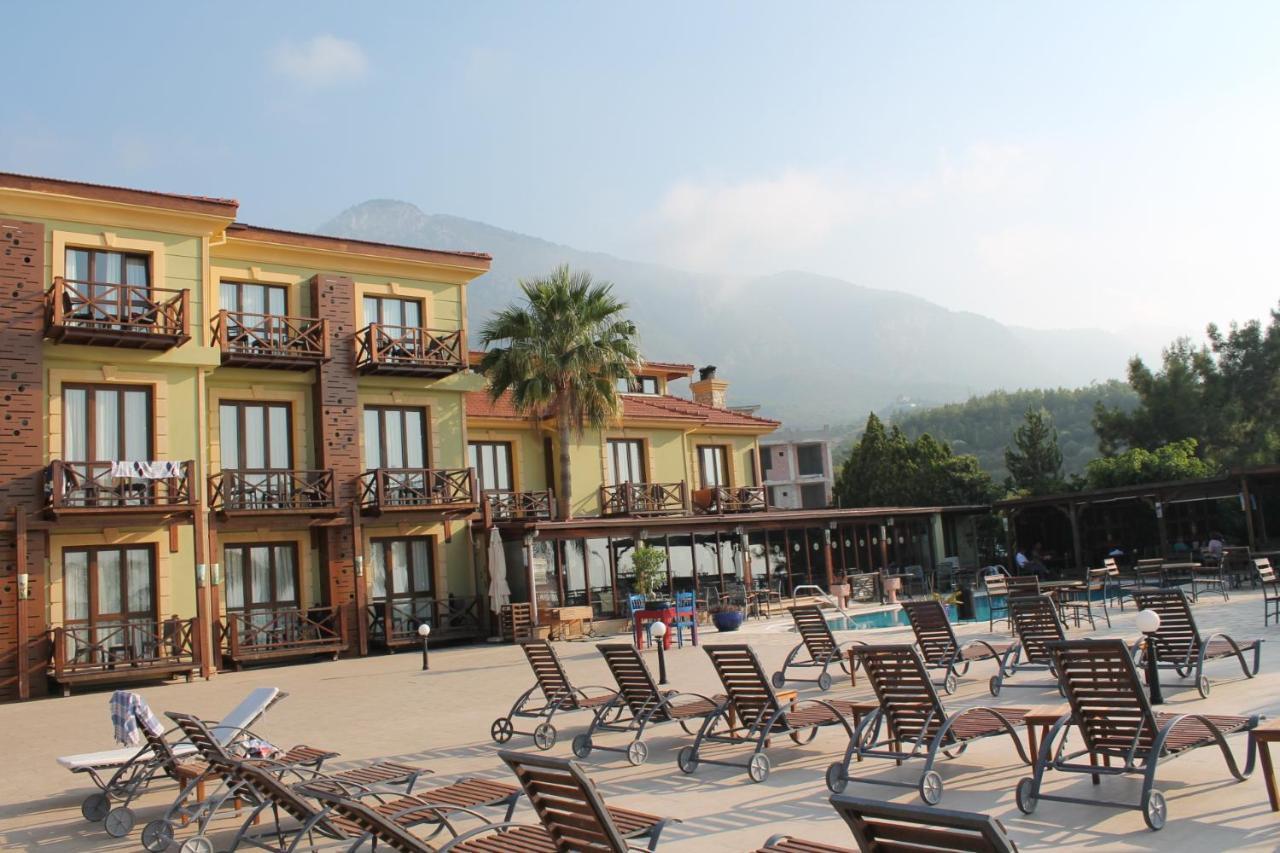 Bella View Art Boutique Hotel 3*