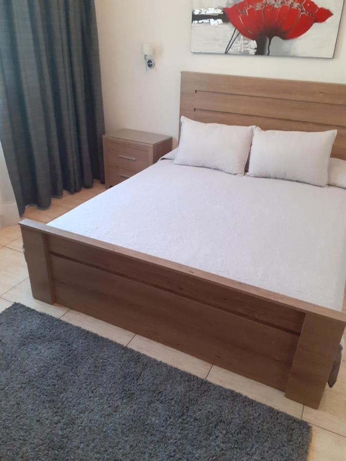 Irene's Aparthotel 2*