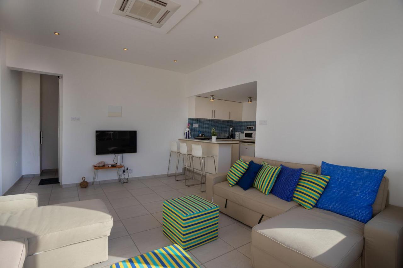 Apartment Athenaeum Beachside By Trulycyprus
