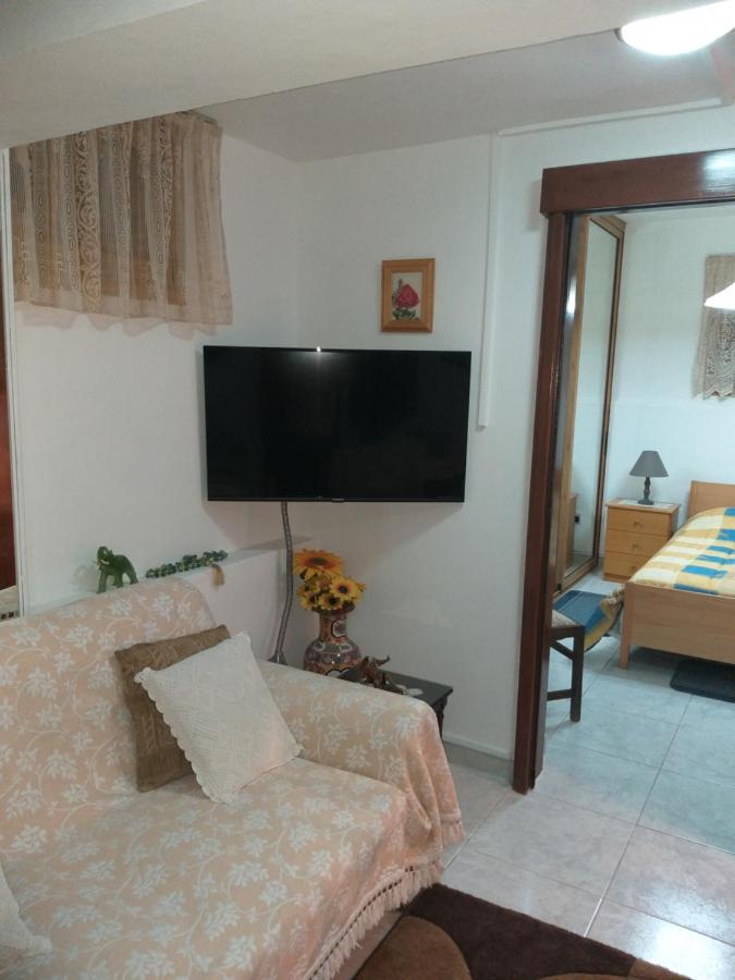 Kanarinis Appartement Omodos