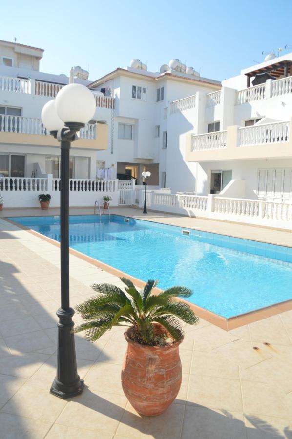 Apartment Kapparis Penthouse Paralimni