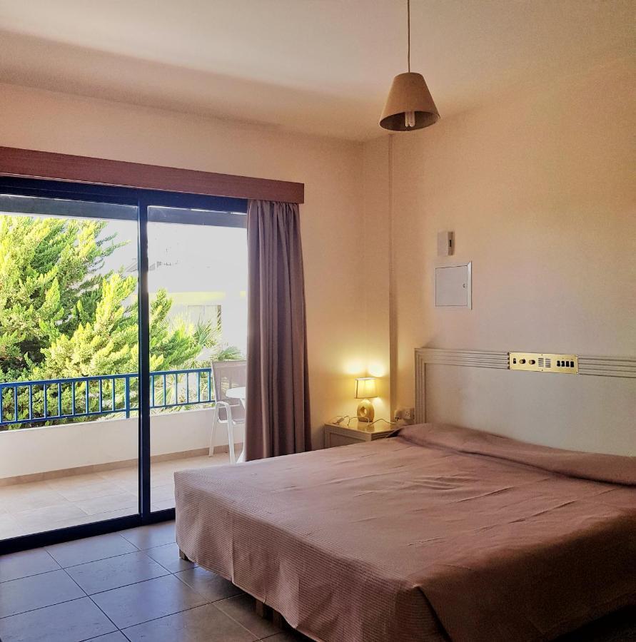 Aparthotel Zoe's Court 3*