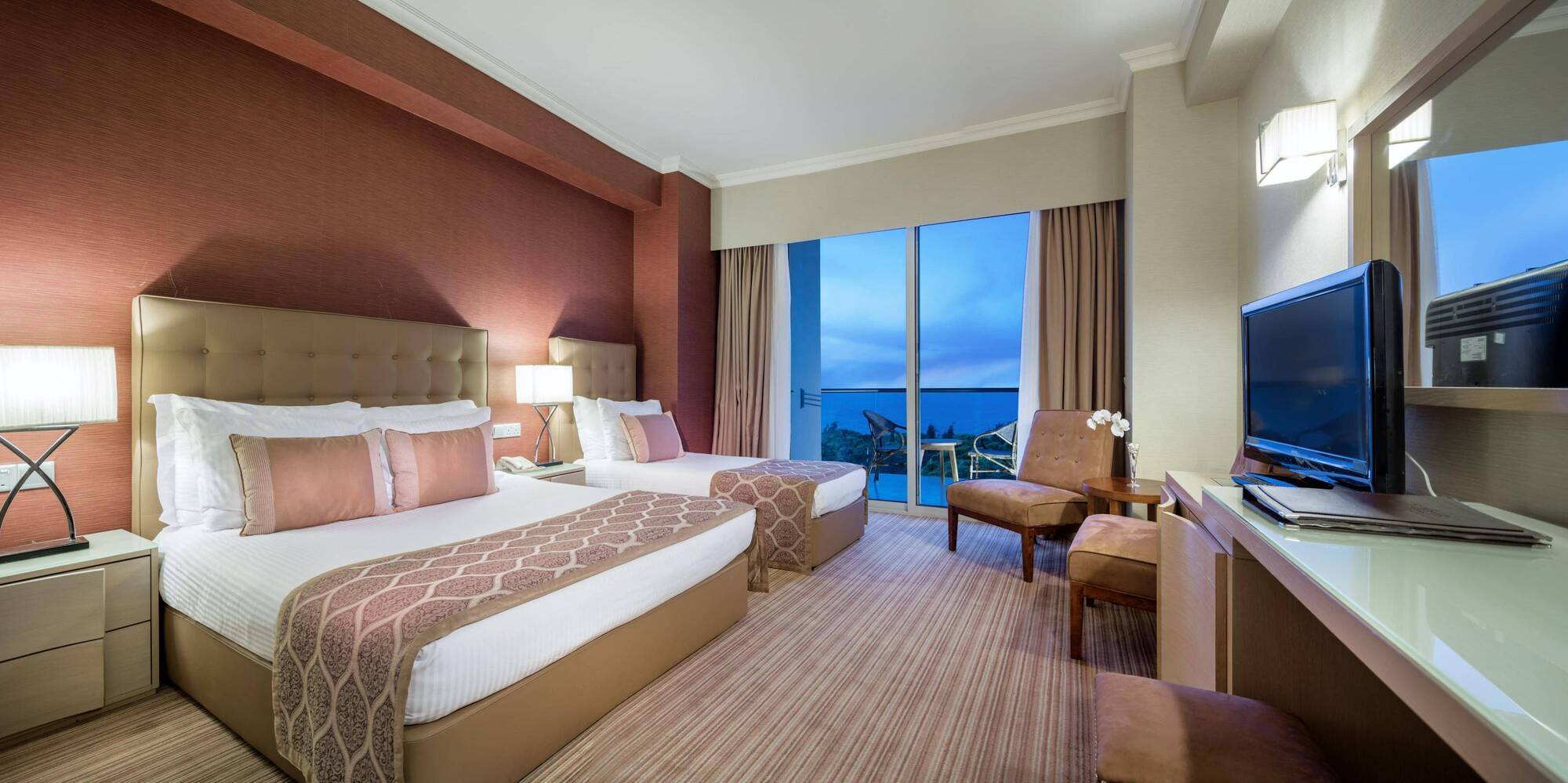 Acapulco Convention Hotel 5*