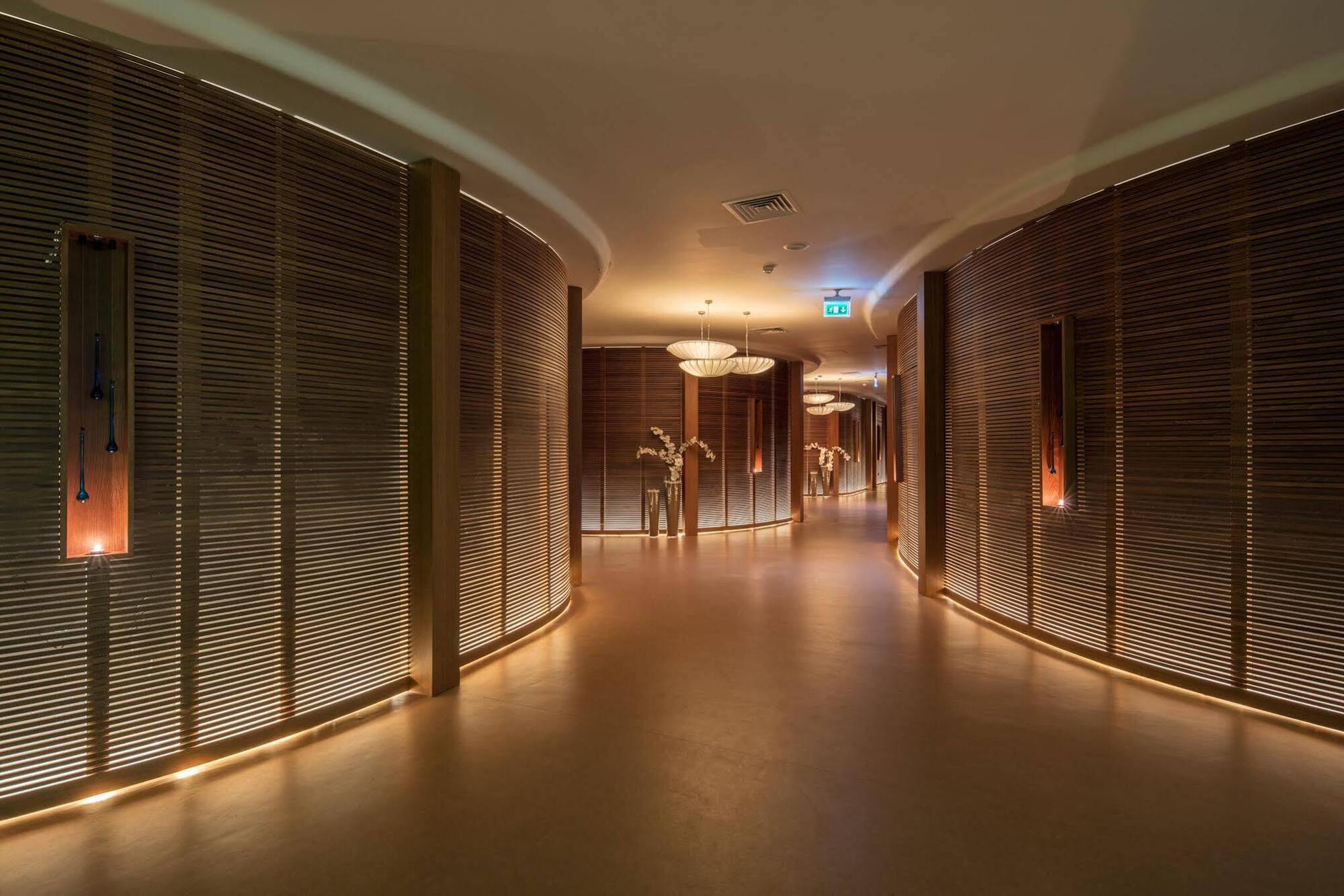 Hotel Acapulco Convention 5*
