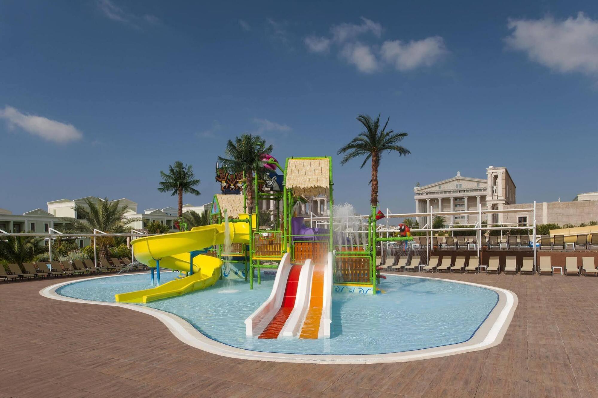 Hotel Kaya Artemis & Casino