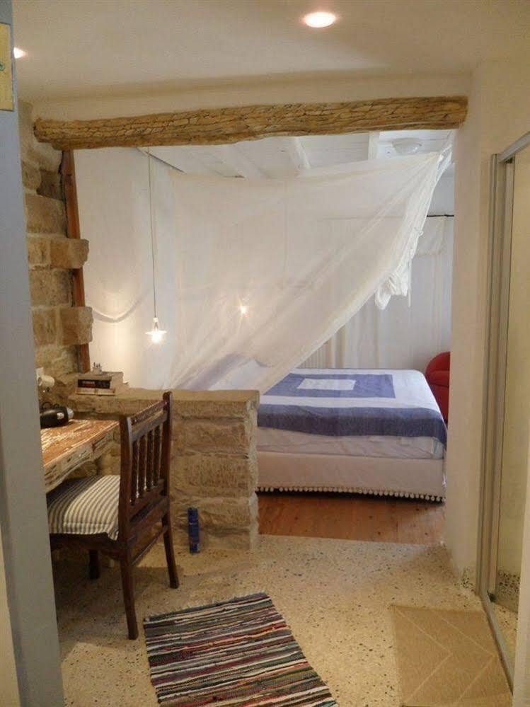 Vasilikos House Aparthotel