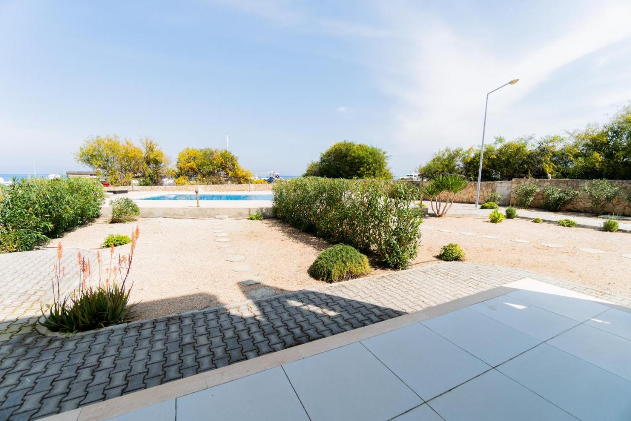Spacious Three-bedroom With Sea View B4 * Lapithos (Northern Cyprus)