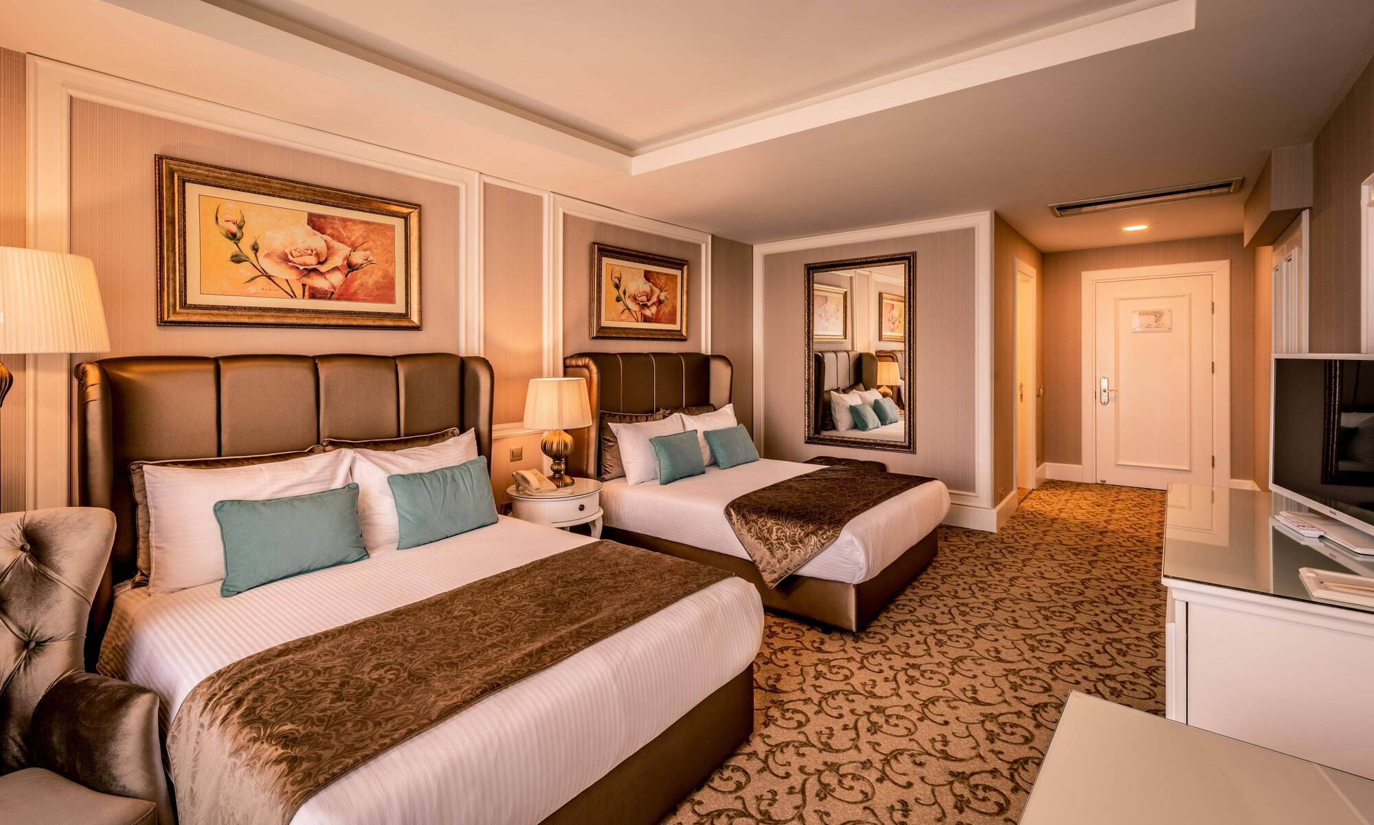 Hotel Vuni Palace & Casino &