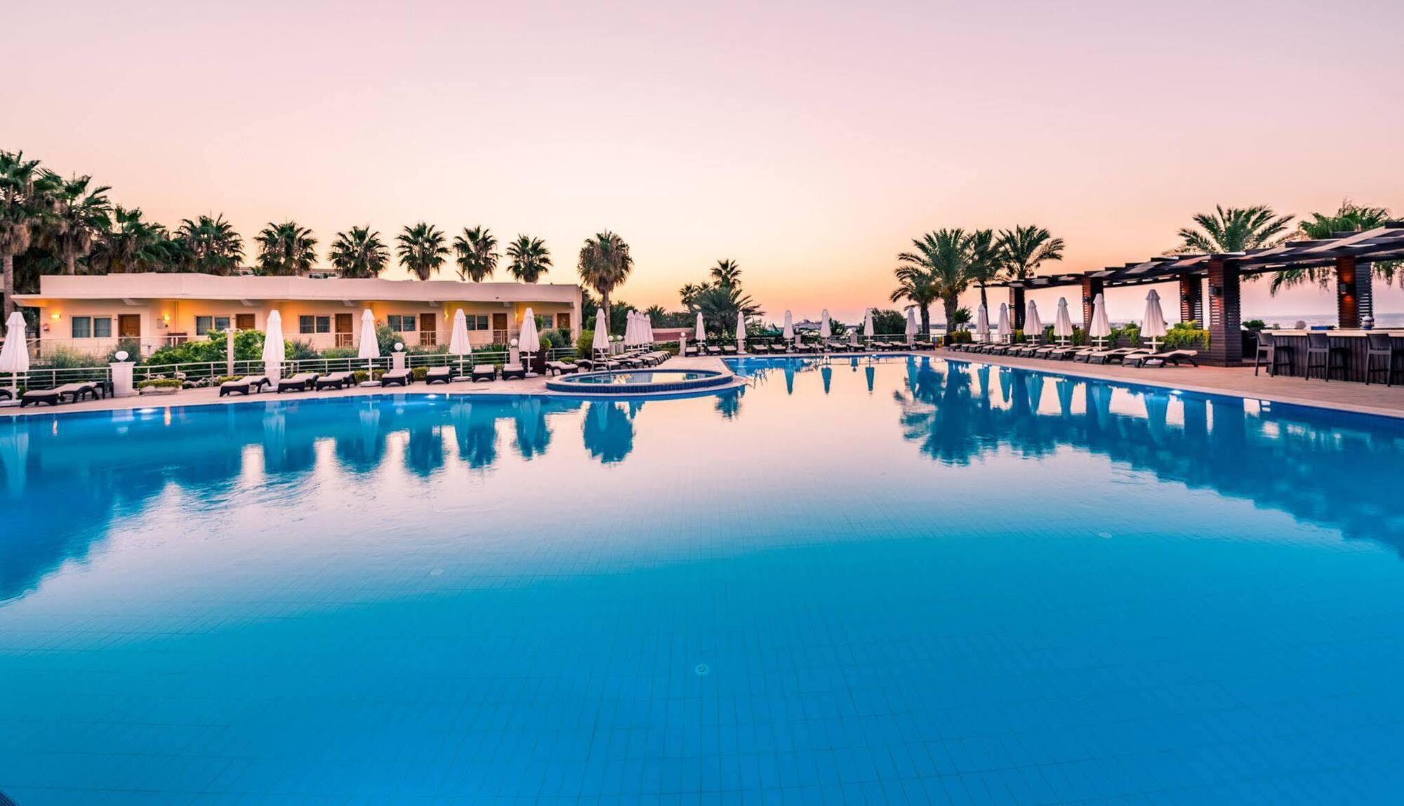 Vuni Palace & Casino & 5* Kyrenia (Northern Cyprus)