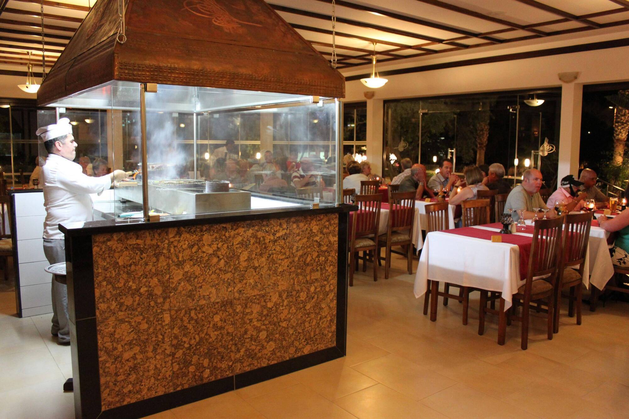 Vuni Palace & Casino & Kyrenia (Northern Cyprus)