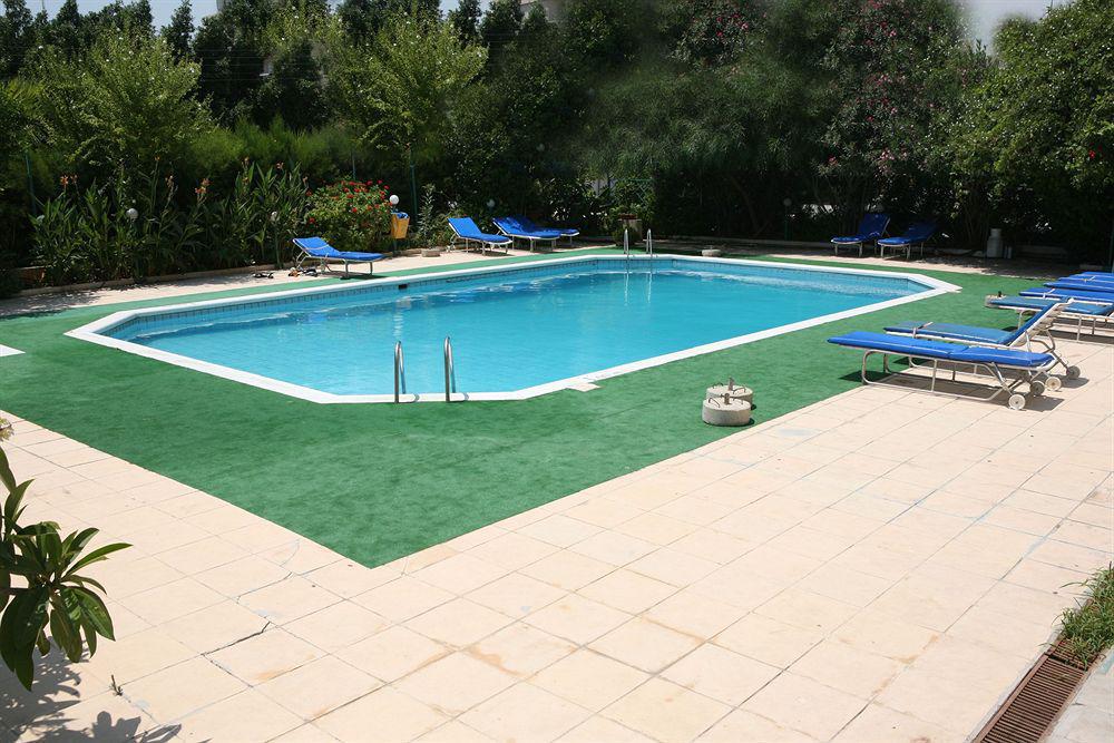 Sylva Hotel 2*