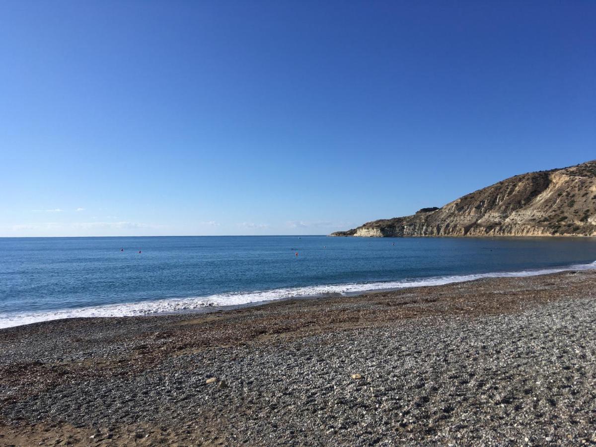 Rossa Pissouri