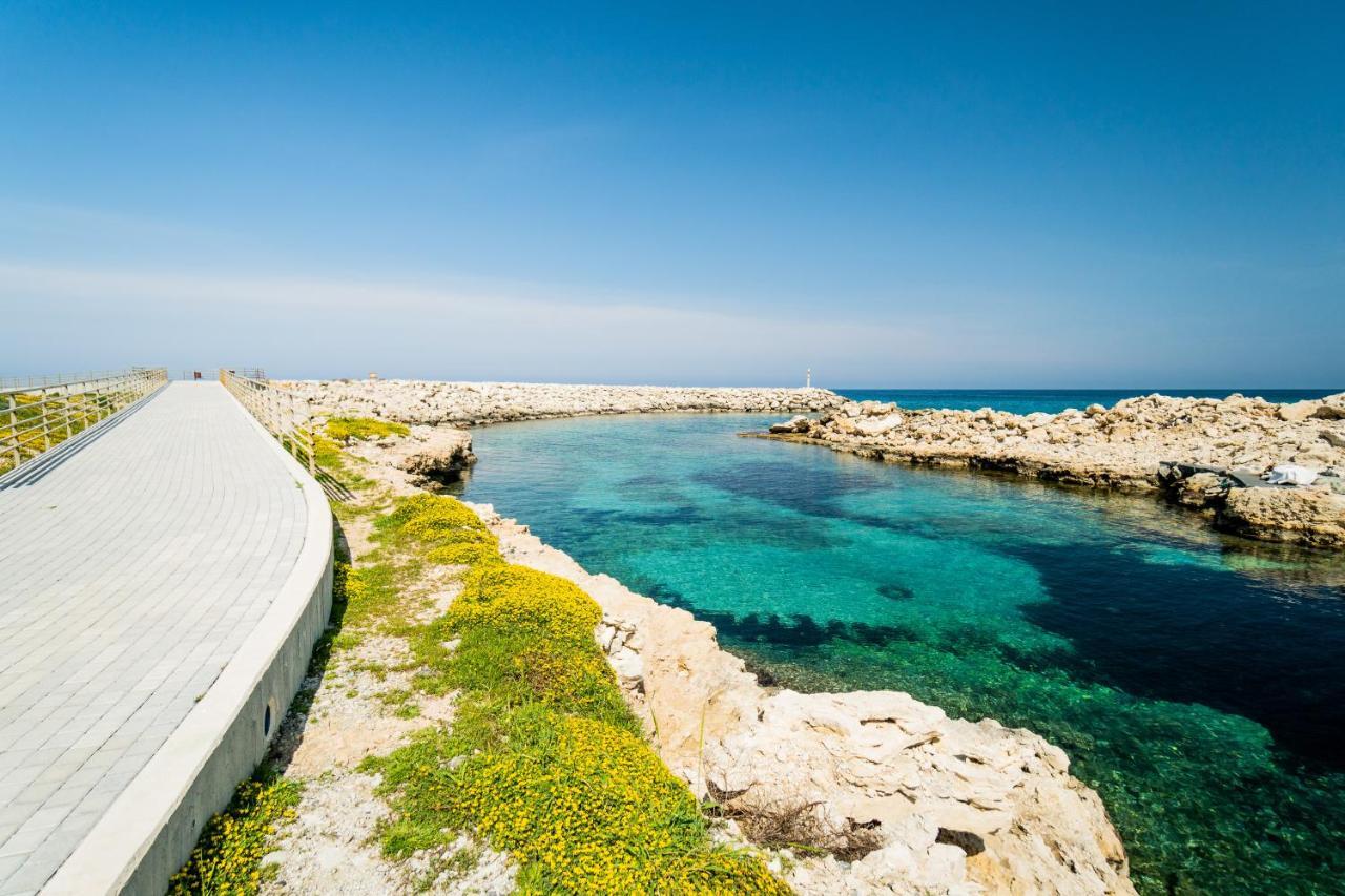Spacious Three-bedroom With Sea View A4 Apartment *