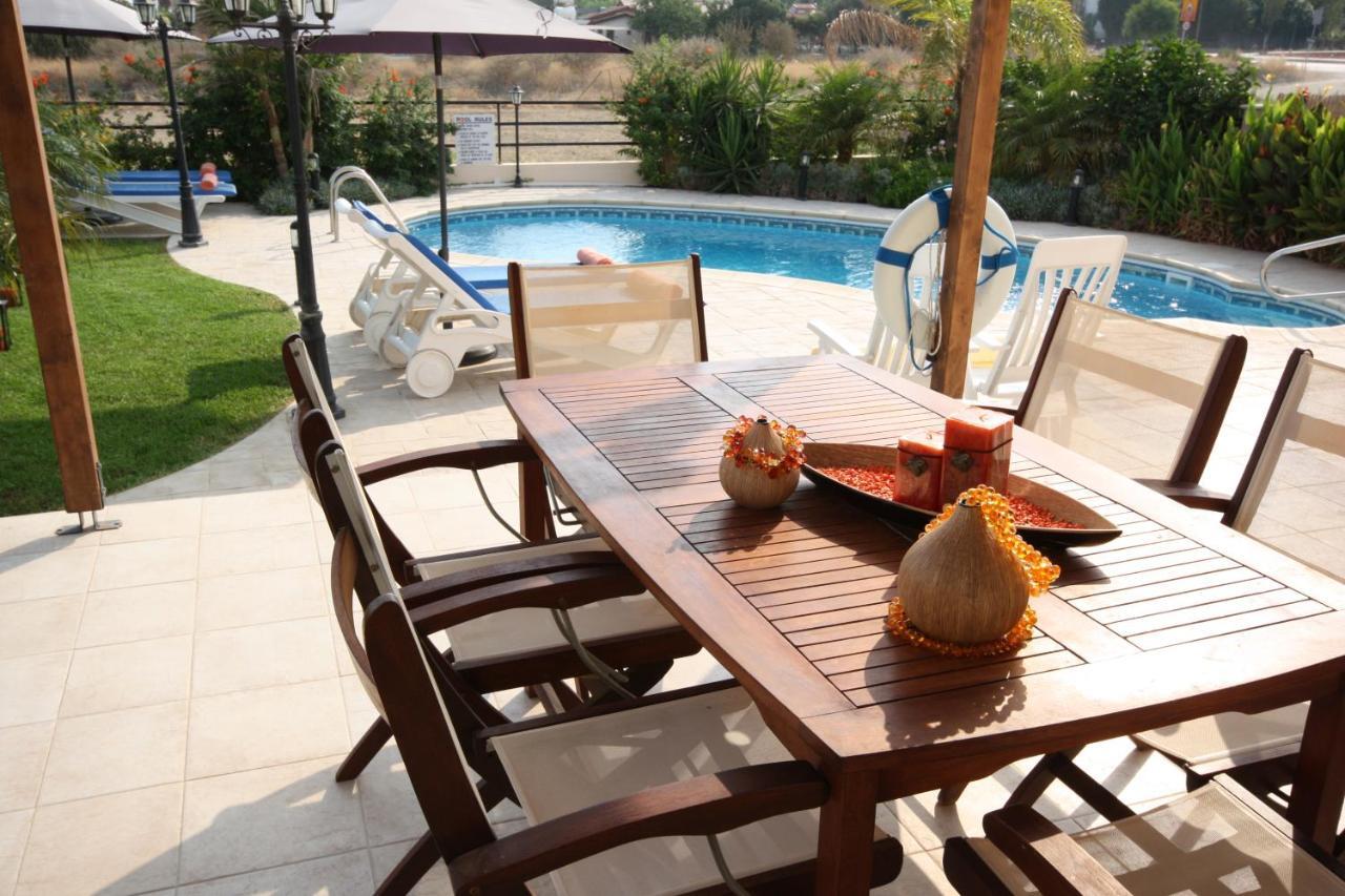 Pousada Holidays Villas *