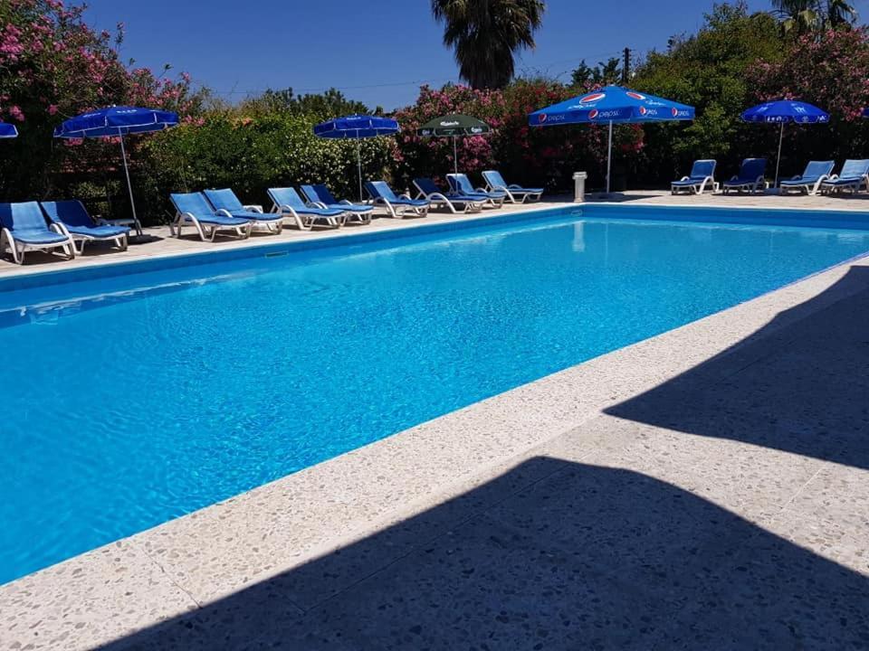 Paradise Bed & Breakfast Kazaphani