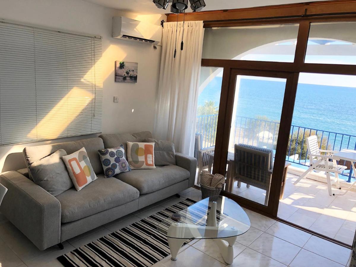 Front Apartamento Pissouri