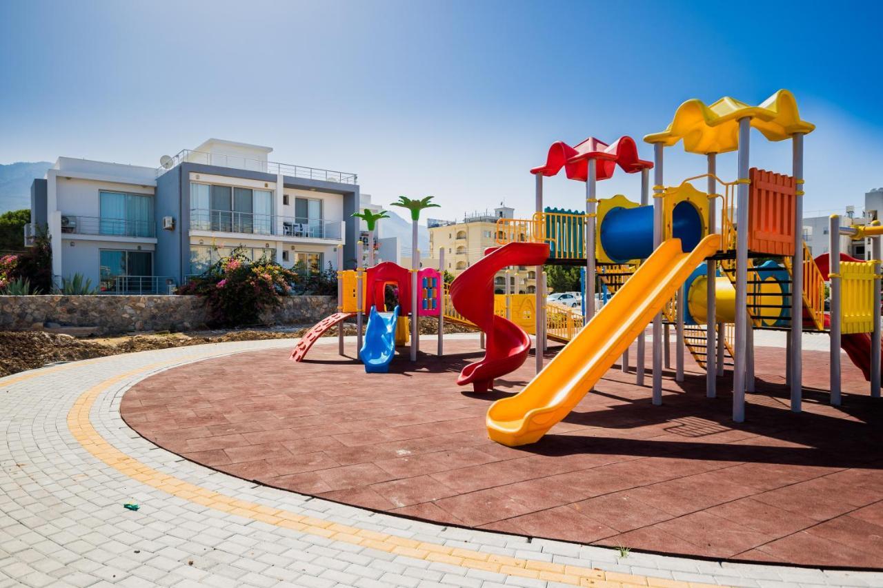 Apartamento Comfortable One-bedroom Near The Sea And Casino Merit Park Sel 2-6 *