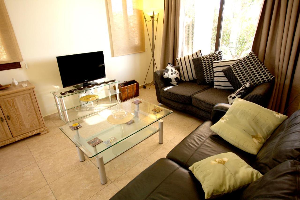 Villa Amathousia With Private Pool And Sea View