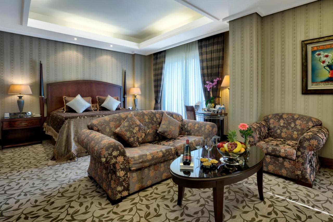 Hotel Merit & Casino