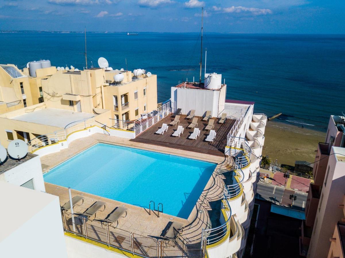 Flamingo 3*