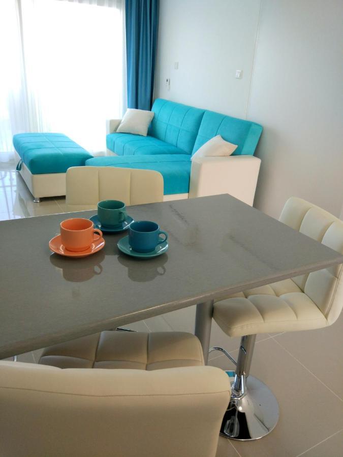 Blue In 5* Ceasar Apartment